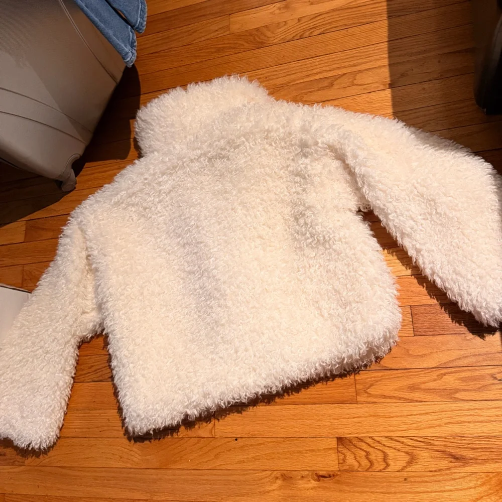 Forever 21 Cream Teddy white shaggy faux-fur fuzzy shearling street glamour - Picture 5 of 5